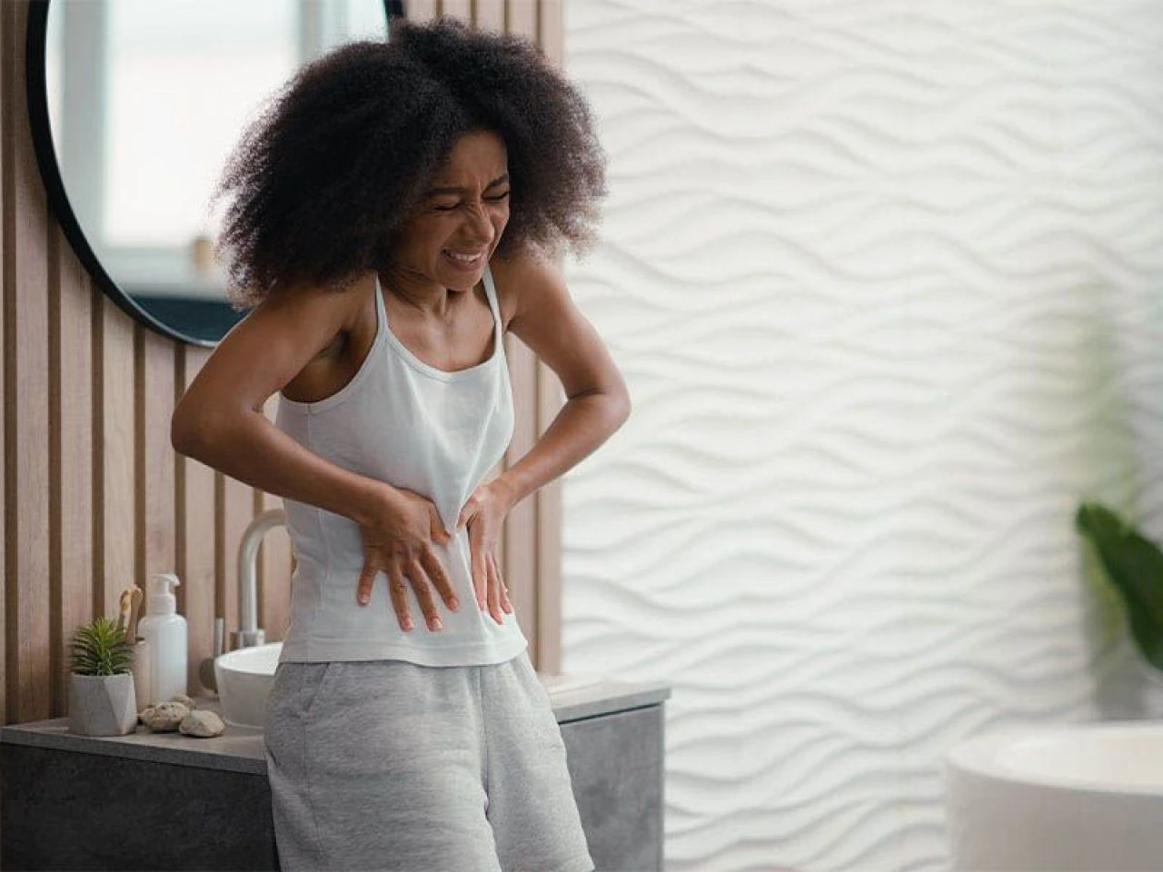 Adet ağrısı neden olur ve nasıl geçer? Adet ağrısına ne iyi gelir? - 2. Resim