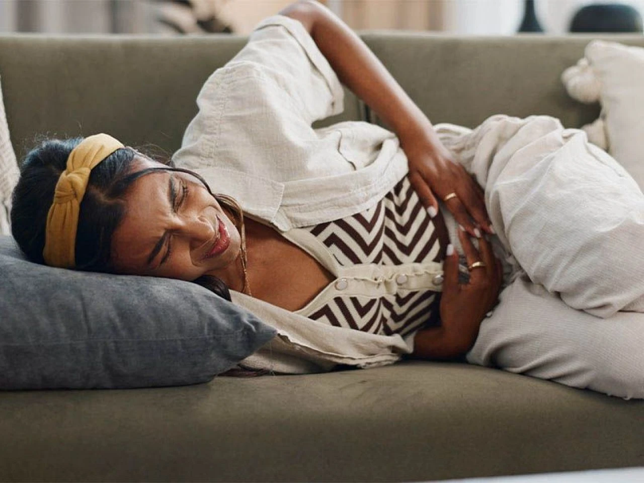 Adet ağrısı neden olur ve nasıl geçer? Adet ağrısına ne iyi gelir? - 1. Resim