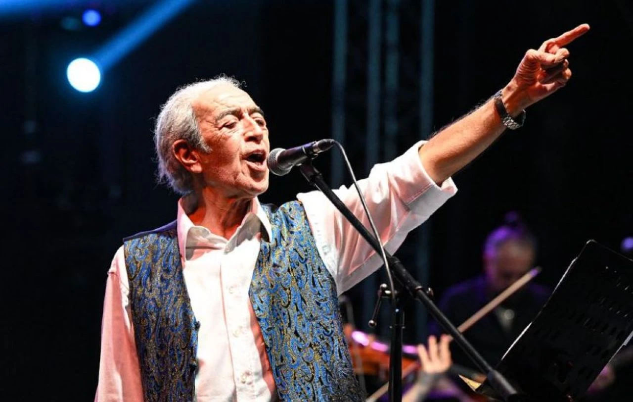 Edip Akbayram öldü mü, yaşıyor mu? Hastaneye kaldırılması üzerine son hali araştırıldı - 1. Resim