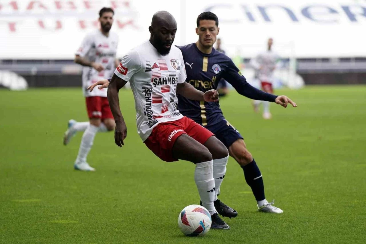 Kasımpaşa-Fenerbahçe maç kadrosu, muhtemel 11! Sarı-lacivertlilerde üç eksik var - 4. Resim