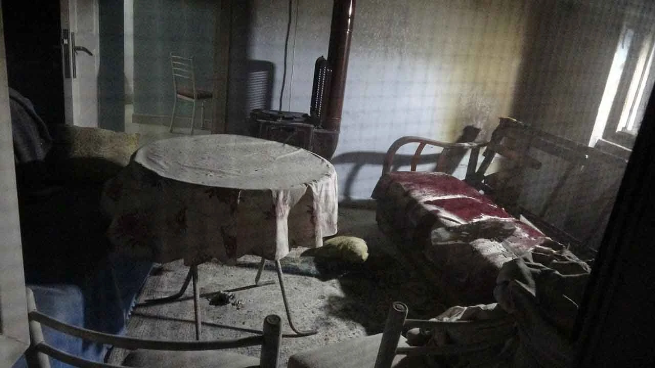 Sobayı tutuşturmak isterken yangın çıkardı! Yaşlı adam canını zor kurtardı - 1. Resim