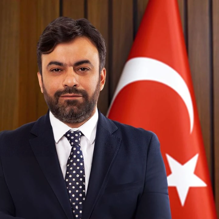 Yasin Yıldız kimdir? Bağcılar'ın yeni Belediye Başkanı oldu - 2. Resim
