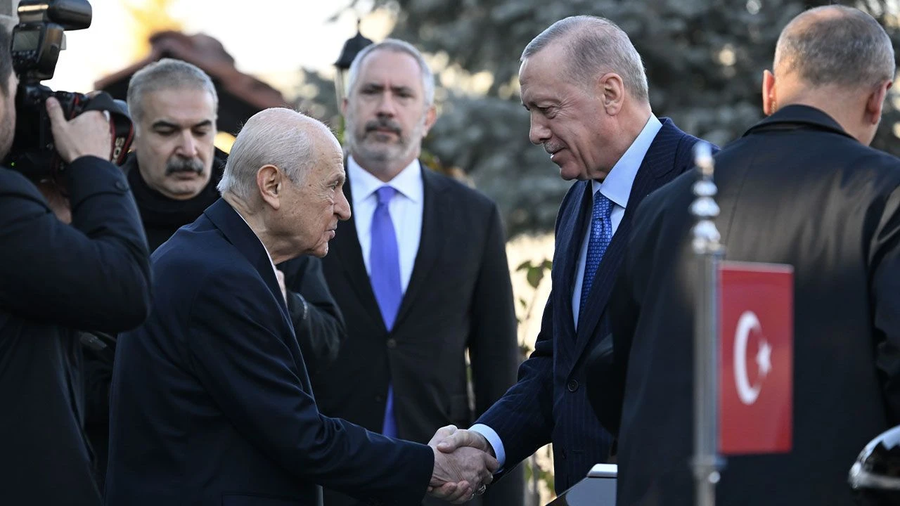 Erdoğan-Bahçeli görüşmesinin perde arkası ortaya çıktı: Zirvede 'Öcalan' detayı dikkat çekti - 2. Resim