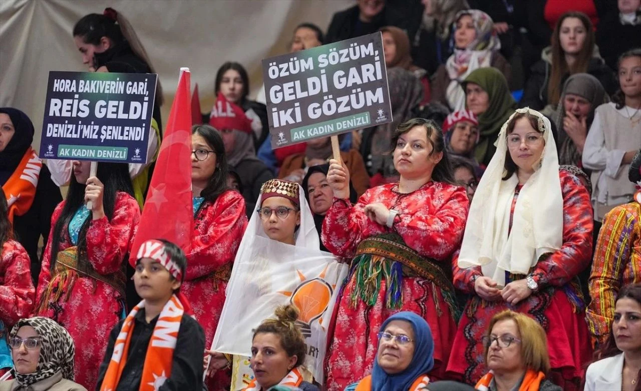 Son dakika | Cumhurbaşkanı Erdoğan'dan muhalefete Halep eleştirisi! 'Türk bayrağı neden rahatsız ediyor' - 3. Resim