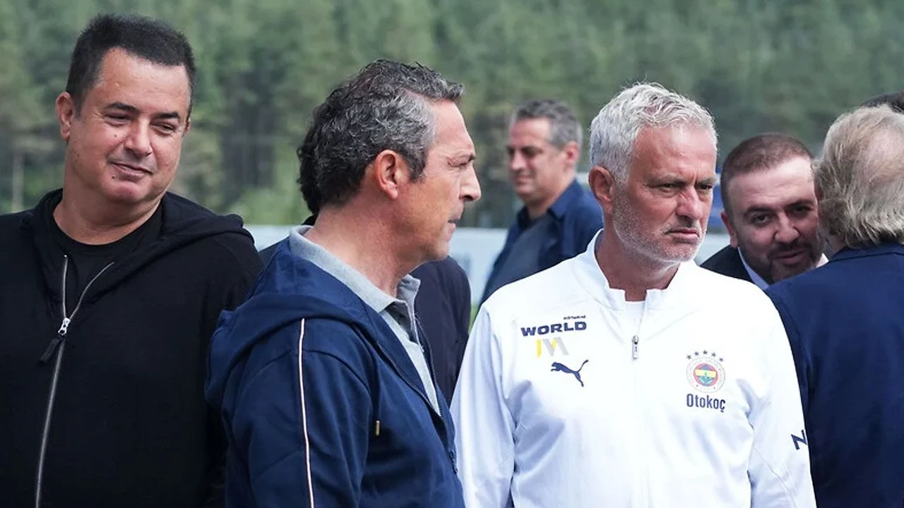 Fenerbahçe'de büyük operasyon: Jose Mourinho 6 futbolcunun biletini kesti - 1. Resim