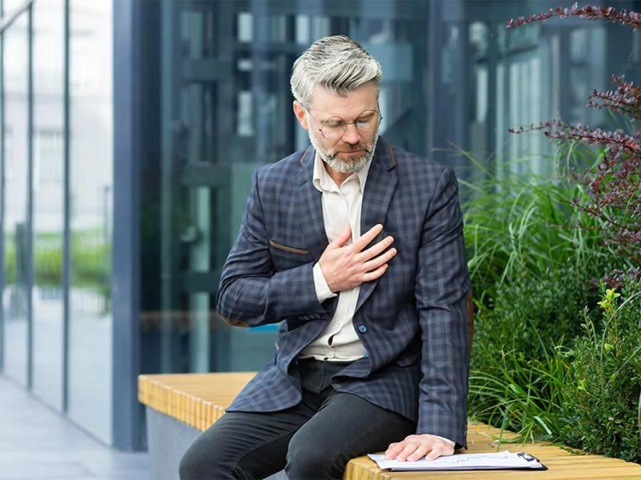 Kalp çarpıntısı için doğal çözüm önerileri: Evde kalp çarpıntısına iyi gelen şeyler, çaylar ve besinler neler?