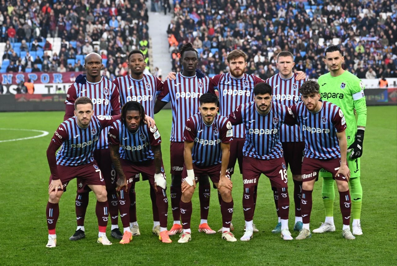 Trabzonspor evinde Antalyaspor'u 5-0 mağlup etti! - 4. Resim