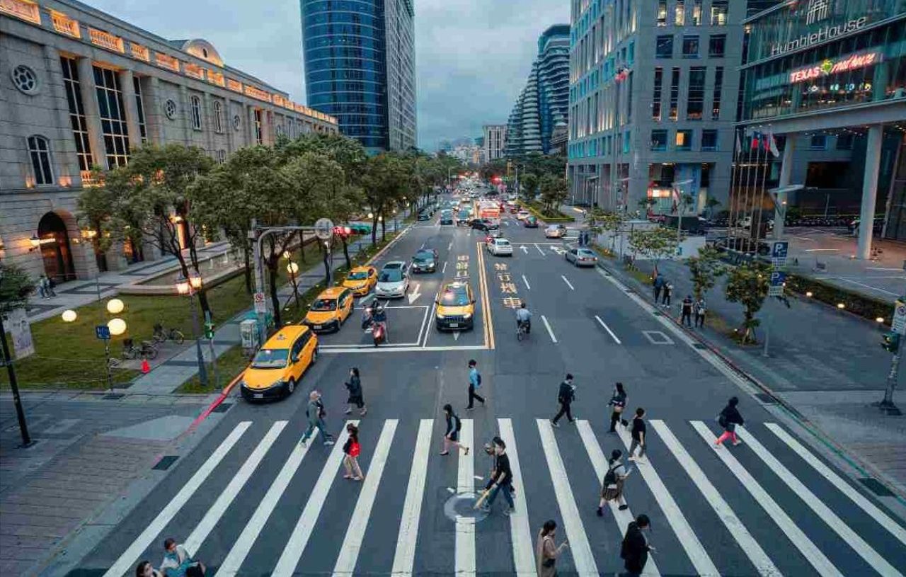 Trafikte büyük denetim, ceza yağdı! Sürücüler en çok o kuralı çiğniyor - 2. Resim