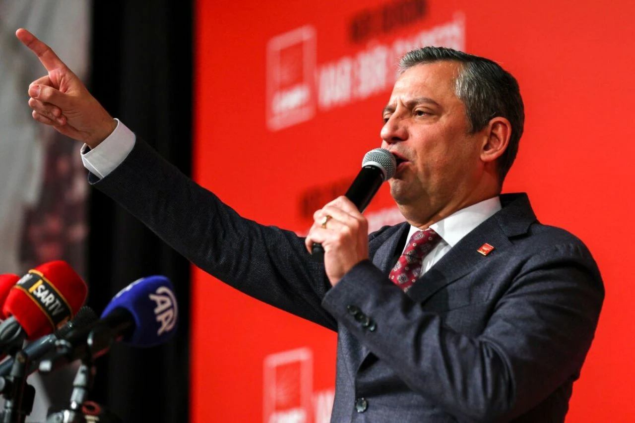 İmamoğlu ve Özel'den Rıza Akpolat'ın gözaltı kararına arka arkaya tepki - 3. Resim