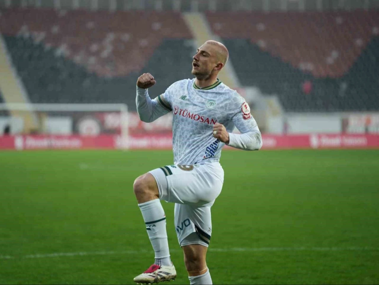 Konyaspor-Fenerbahçe maç kadrosu! Muhtemel 11'ler belli oldu, 2 kilit oyuncu yok - 3. Resim