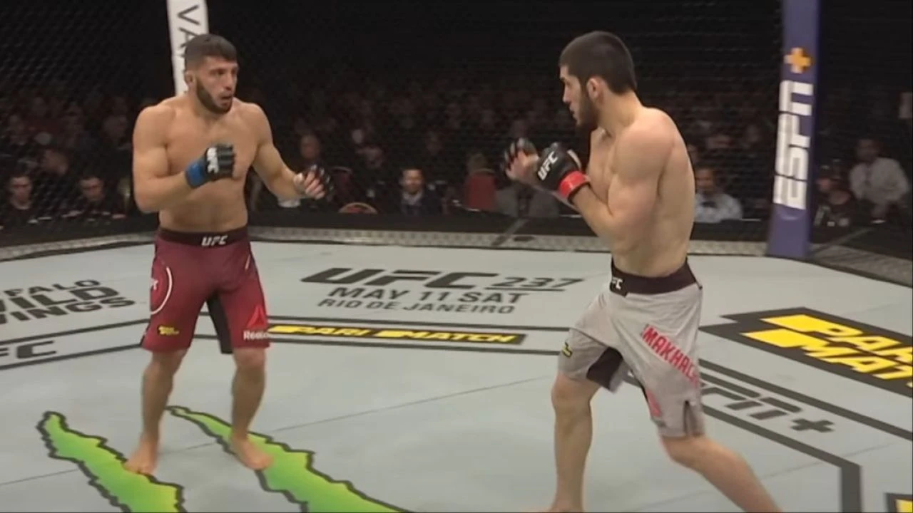 İslam Makhachev maçı ne zaman? Arman Tsarukyan ile maçına saatler kaldı