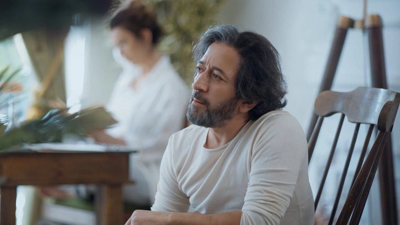 Ünlü şarkıcıdan Mourinho'ya küfür! Fenerbahçe'nin futbolu çileden çıkarttı - 2. Resim