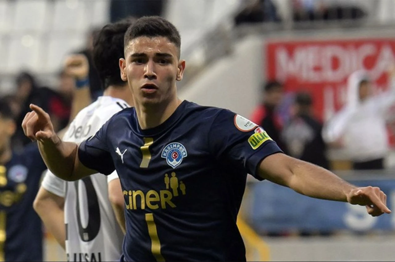 Yasin Özcan kimdir, kaç yaşında? Aston Villa'ya transfer oldu - 1. Resim