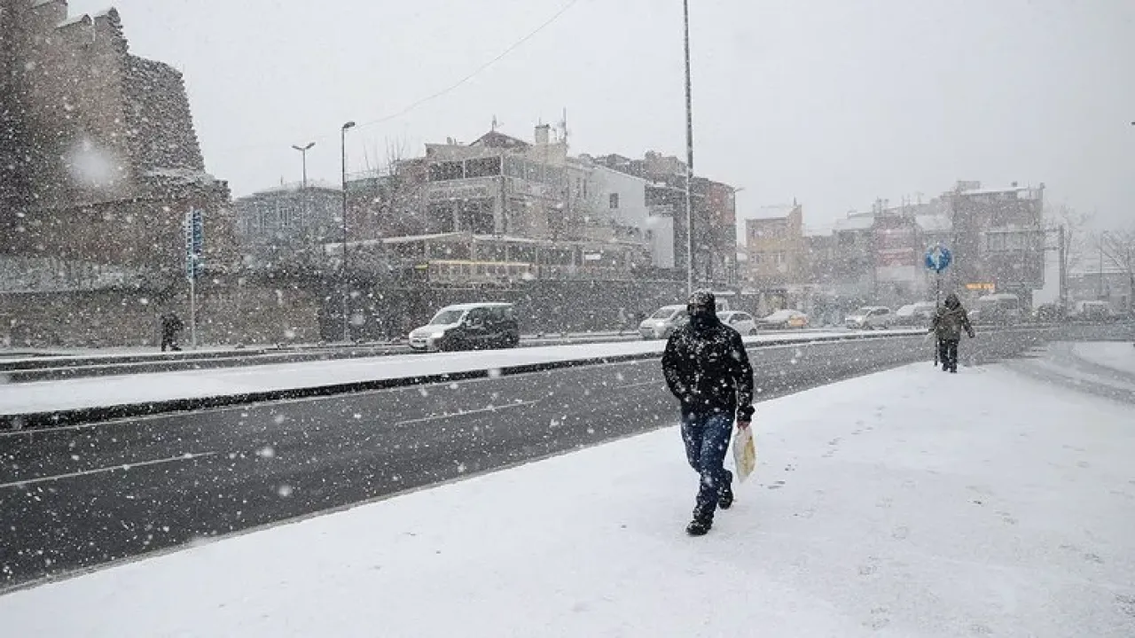 İstanbul’a kar ne zaman yağacak? İzlanda soğuklarının vuracağı yeni tarih verildi - 1. Resim