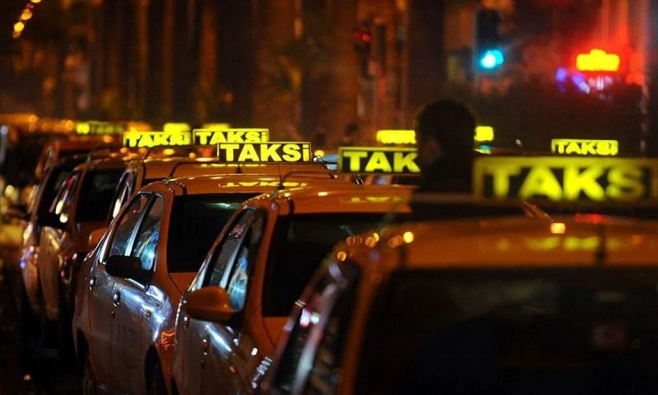 İstanbullular dikkat! Toplu ulaşıma yüzde 35 zam geldi: İşte yeni fiyat tarifesi - 2. Resim