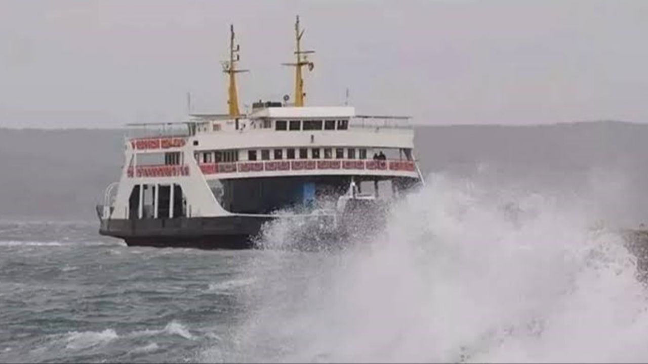 Marmara&#039;da deniz trafiği durdu! Bu seferler iptal edildi