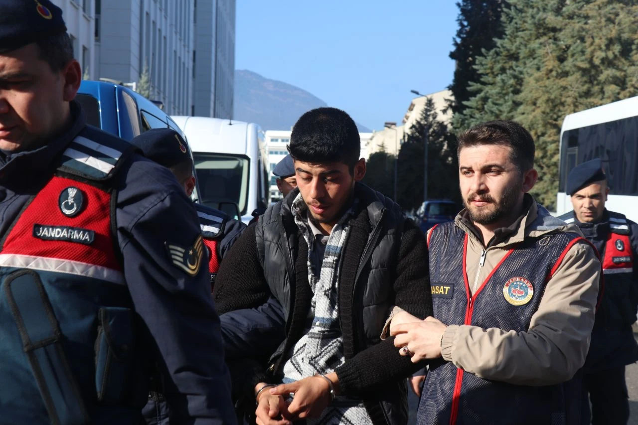 Denizli'deki korkunç cinayette yeni detaylar ortaya çıktı! Her şeyi tek tek planlamış! Yaşlı adamı uyurken öldürmüştü! Korkunç cinayet için 8 yıl plan yaptı! Şoke eden detaylar... - 3. Resim