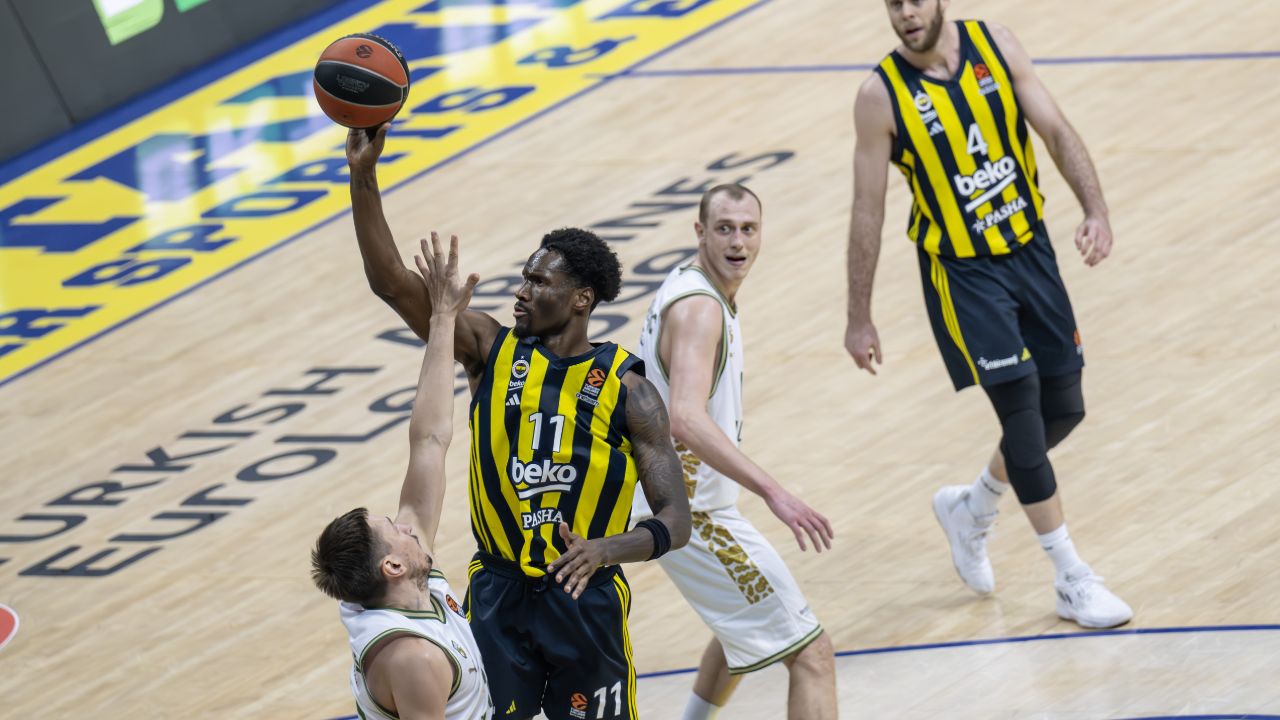 Fenerbahçe Beko Zalgiris Kaunas&#039;ı 98-86 mağlup etti!