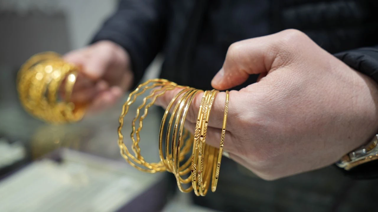 İslam Memiş'ten altın yatırımcılarına kritik uyarı! Önümüzdeki haftaya dikkat çekti: Altınını bozdurmak isteyen... - 1. Resim