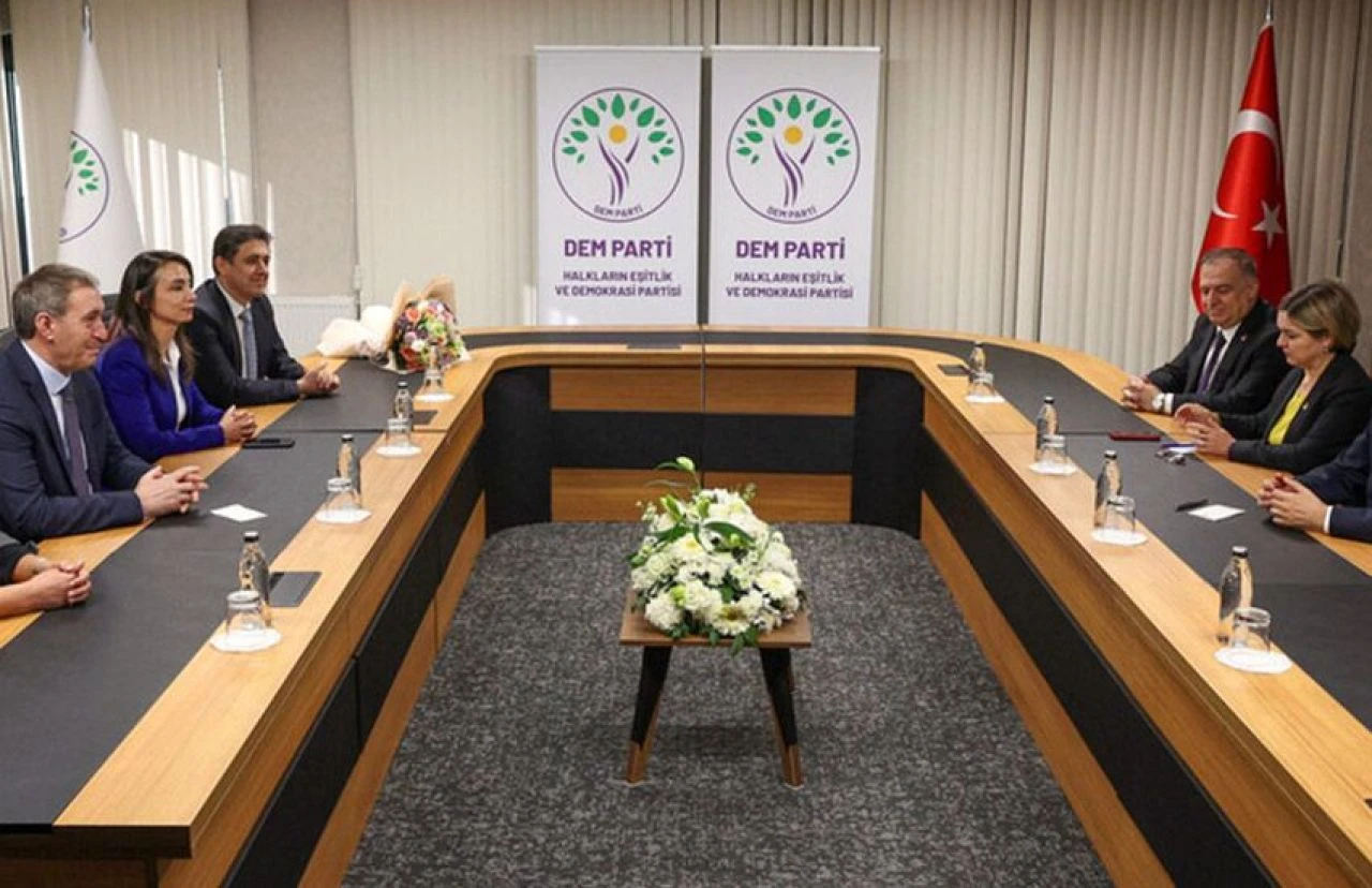 Son dakika | DEM Parti heyetinden İmralı açıklaması - 2. Resim