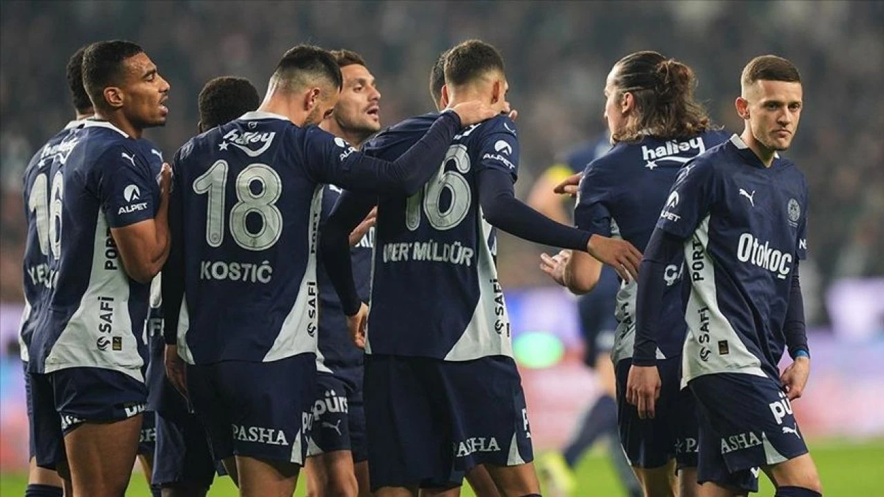 Adana Demirspor-Fenerbahçe maç kadrosu belli oldu! Mourinho'nun muhtemel 11'i