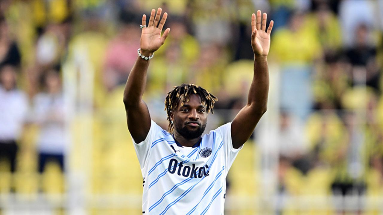 Allan Saint-Maximin Adana Demirspor-Fenerbahçe maçında neden oynamadığı gündem oldu