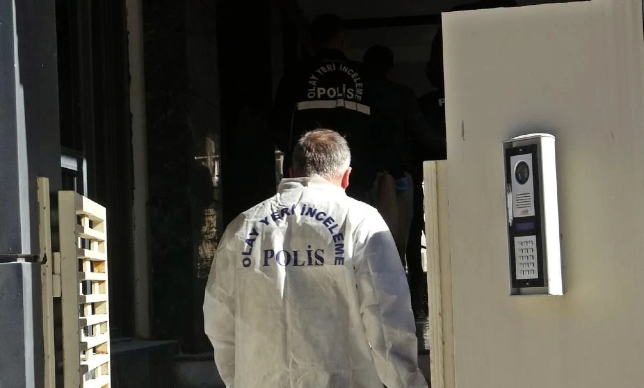 Feride Hiranur Demir'in şüpheli ölümü! Evinde cansız bedeni bulundu - 1. Resim