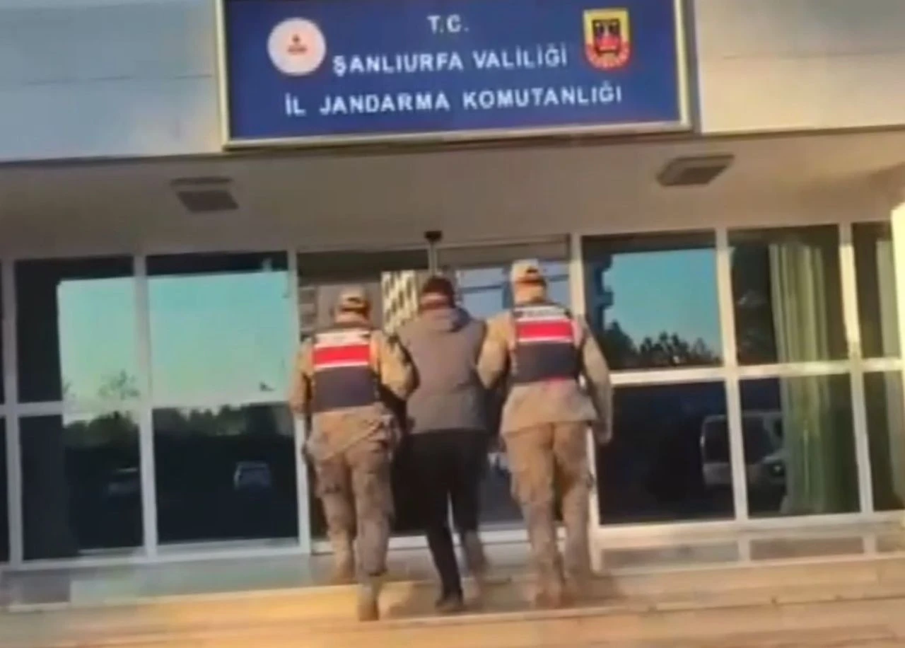 Şanlıurfa'da şantaj ve tehditle para toplayan sahte MİT'çi yakalandı - 1. Resim
