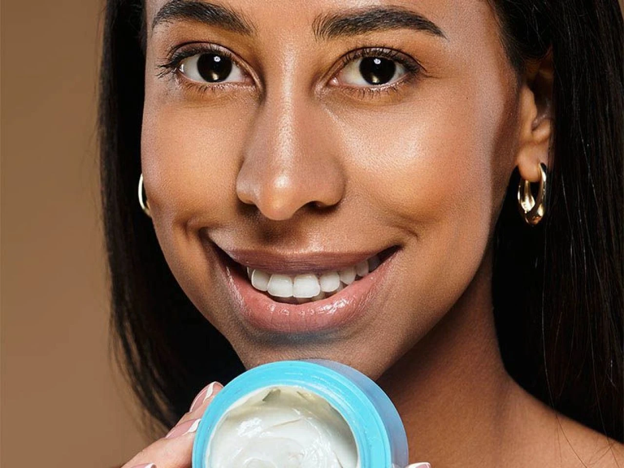 Yüzdeki kızarıklık neden olur ve nasıl geçer? Yüzdeki kızarıklığa ne iyi gelir? - 1. Resim