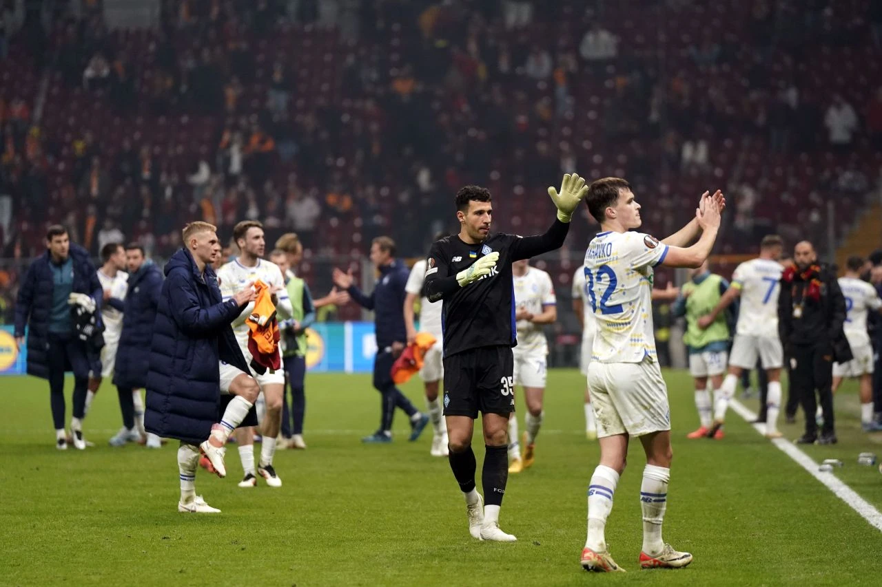 Galatasaray Dinamo Kiev maçı kaç kaç bitti? Galatasaray 2 farklı öne geçtiği maçta beraberlikle yetindi - 2. Resim