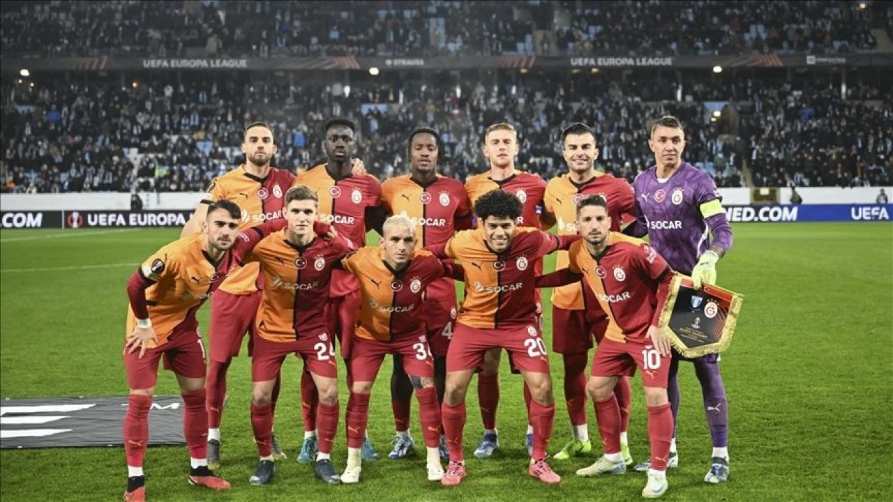 Galatasaray Dinamo Kiev spikeri - 2. Resim