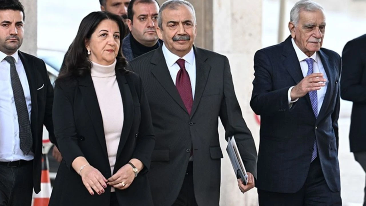 İmralı'ya ikinci kritik ziyaret! DEM heyeti, Abdullah Öcalan ile görüştü