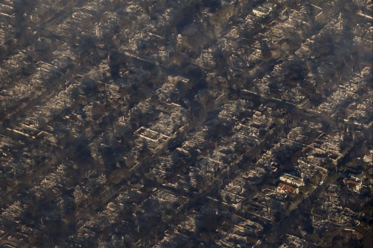 Hollywood kabusu bitmiyor: Los Angeles'ta yeni yangınlar çıktı! Diğer riskler de sıralandı - 2. Resim