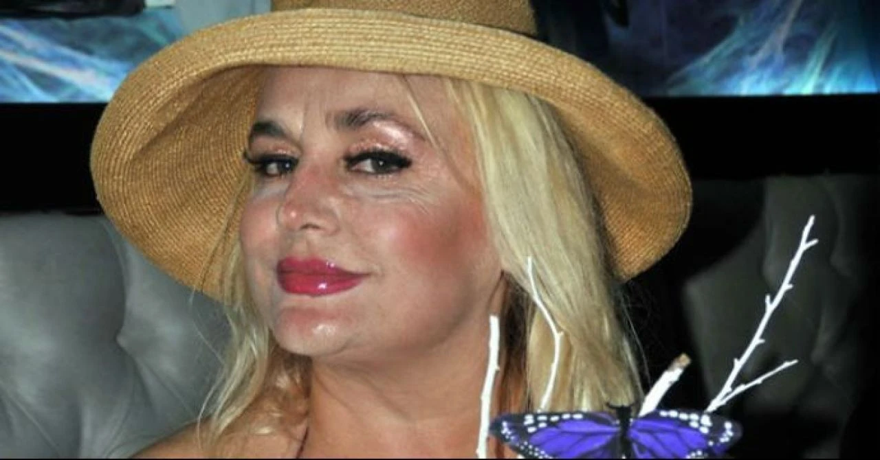 Banu Alkan neden hastaneye kaldırıldı? Ünlü sanatçının sağlık durumu açıklandı - 2. Resim