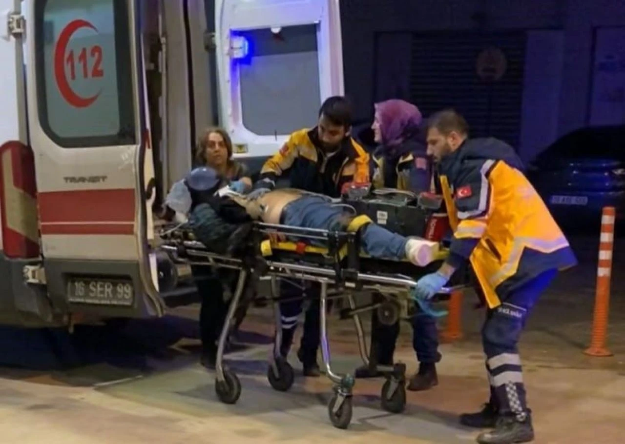 Bursa'da kavgalı kazalı cinnet gecesi! Biri öldü, biri ağır yaralandı, biri tutuklandı - 1. Resim