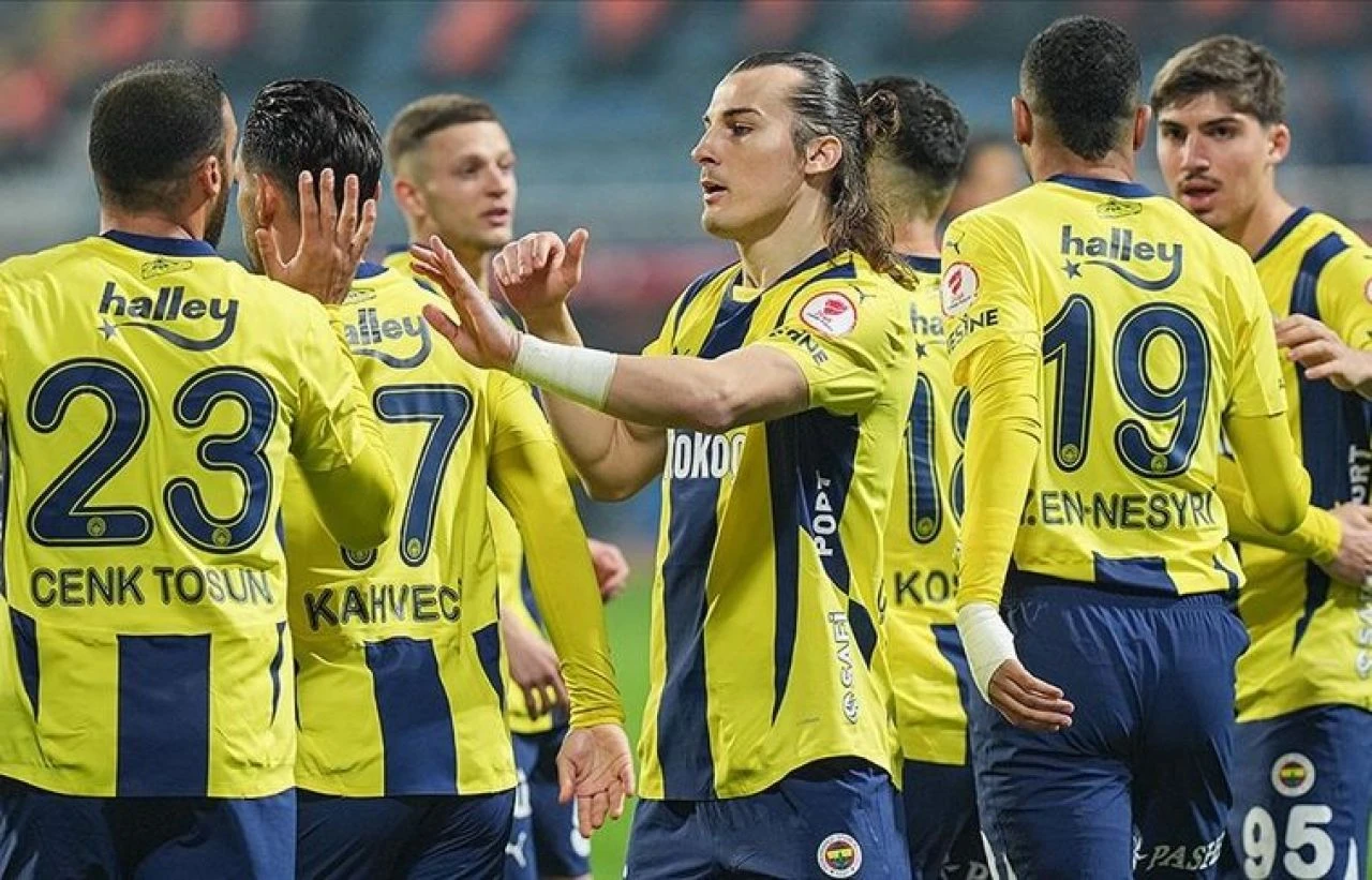 Fenerbahçe UEFA Avrupa Ligi'nde kritik virajda, rakip Lyon! Muhtemel 11'ler belli oldu - 3. Resim