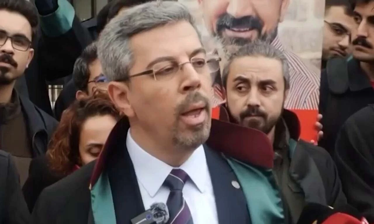 Fırat Epözdemir kimdir? İstanbul Baro Yönetim Kurulu Üyesi terör soruşturmasında gözaltına alındı