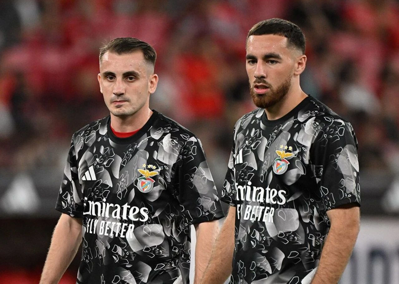 Kerem Aktürkoğlu Casa Pia-Benfica maçında oynayacak mı? Portekiz ekibi Barselona yenilgisini unutturmaya çalışacak - 1. Resim