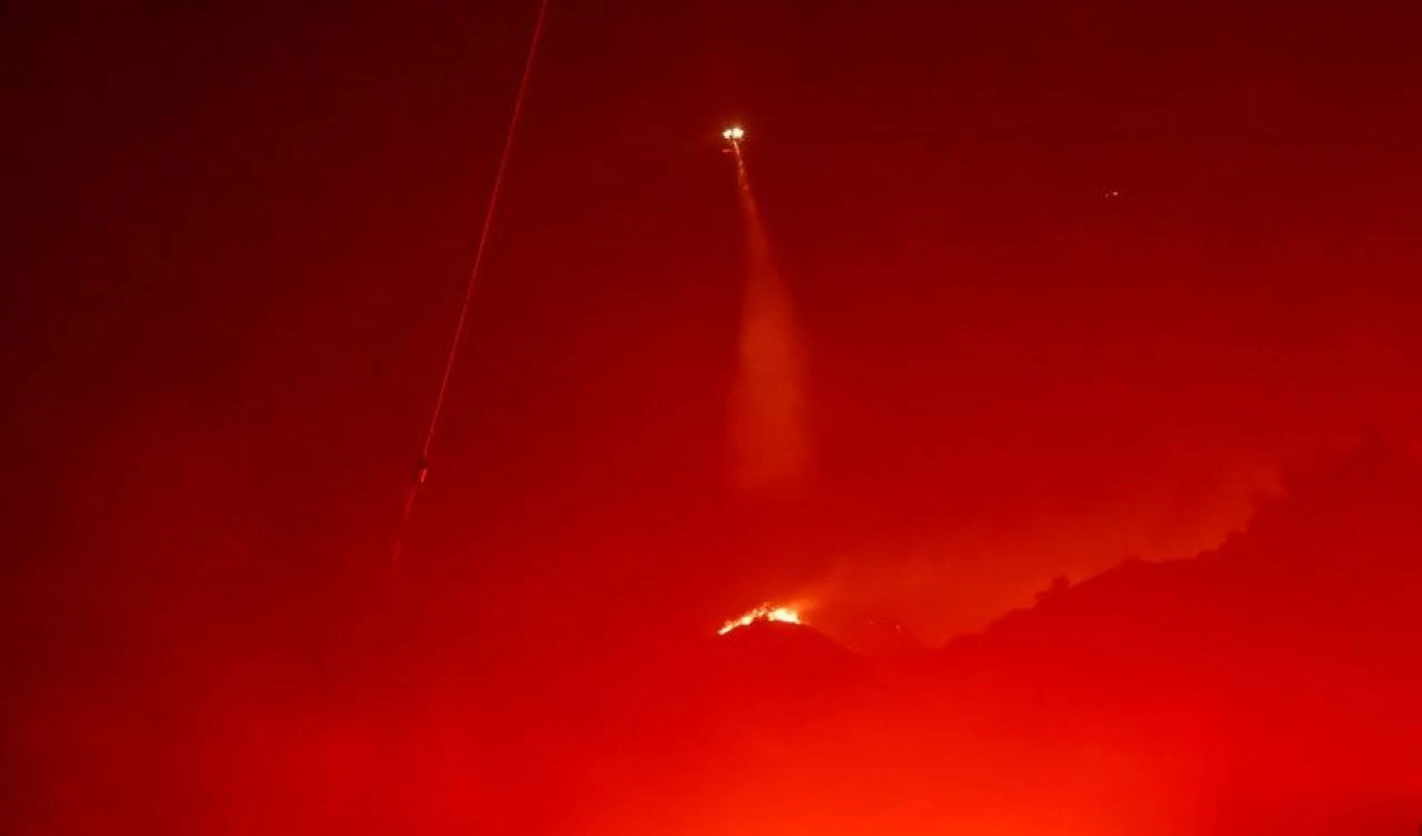 Los Angeles'ta patlak veren son korkunç orman yangını Hughes! Bu kez riskler daha fazla - 2. Resim