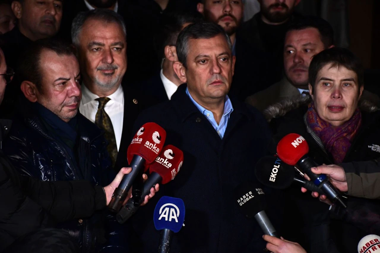 Özgür Özel'den Kartalkaya çağrısı! Yangın faciası için 5 kritik soru sordu - 1. Resim