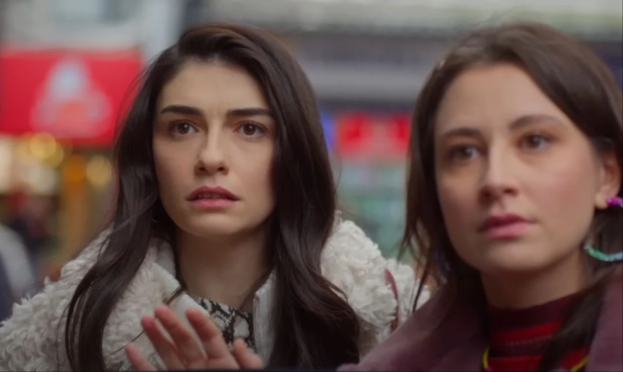 Perşembe hangi diziler var? Hudutsuz Sevda ve Siyah Kalp yeni bölümü ertelendi