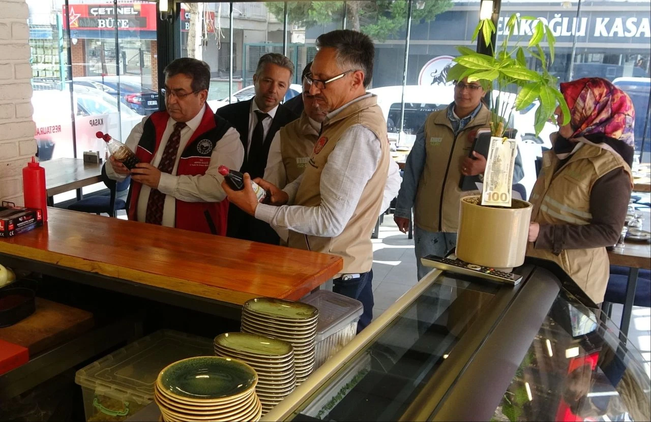 Restoranlar ve marketler tek tek denetlendi: 1 Ocak'tan itibaren kullanılması ve satışı yasak! - 3. Resim