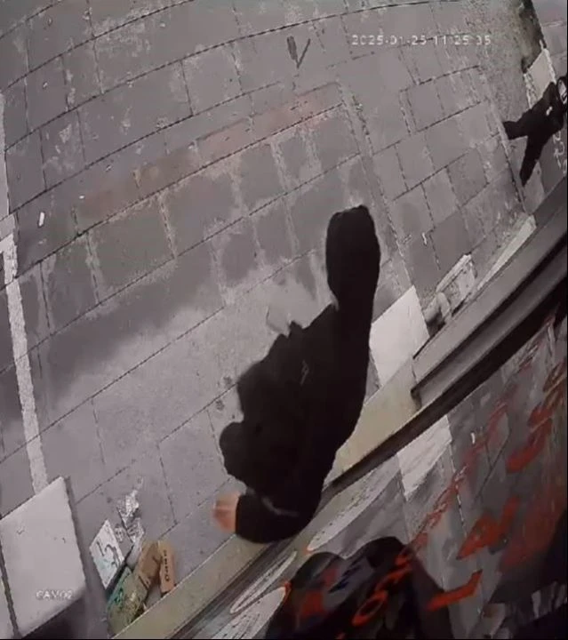 Bahçelievler’de molaya çıkan çalışan silahlı saldırıya uğradı: Ölümden böyle döndü! - 1. Resim