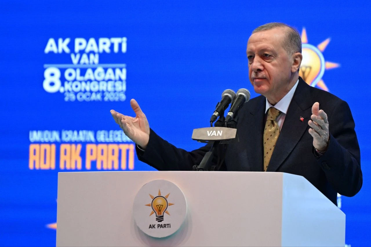 Cumhurbaşkanı Erdoğan 2028'i işaret etti! 'Hedef yüzde 50'nin altına düşmemek' - 1. Resim