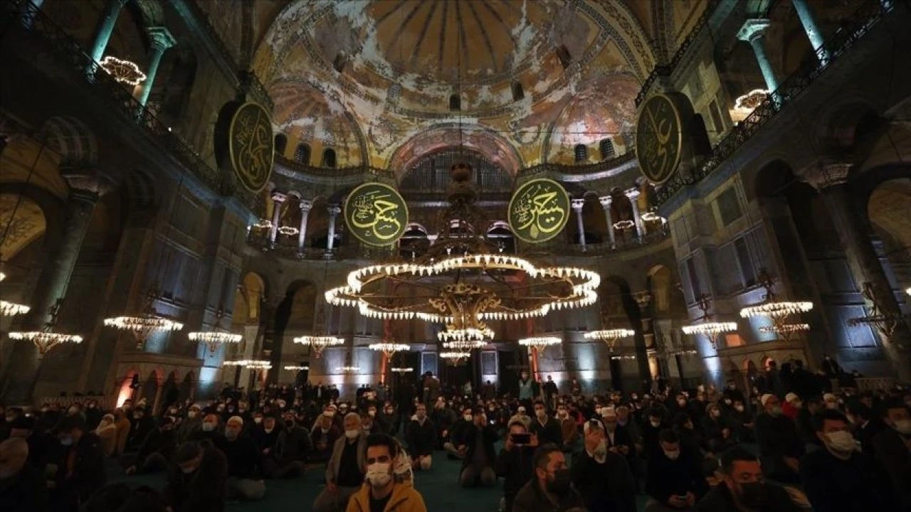 Miraç gecesi neden süt içilir? İçmek için okunacak dua