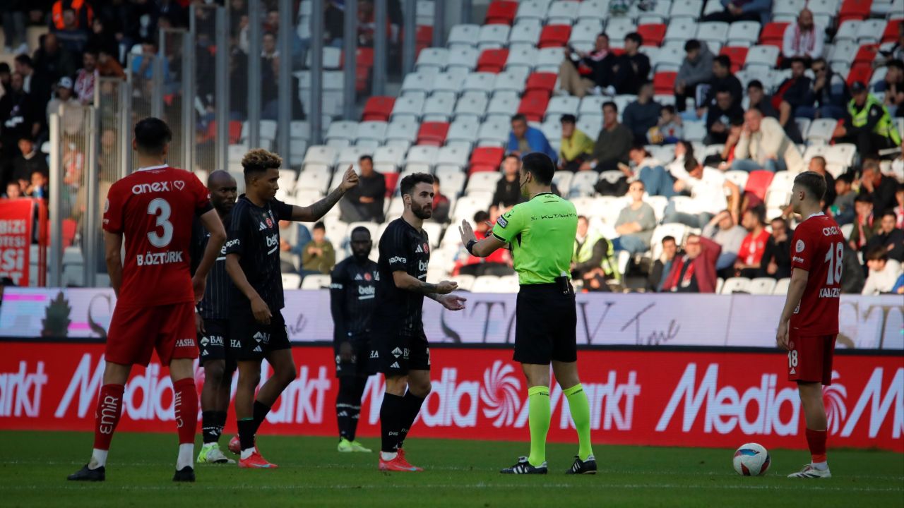 Antalyaspor Beşiktaş maçı kaç kaç bitti? Solskjaer yönetiminde ilk Süper Lig maçı