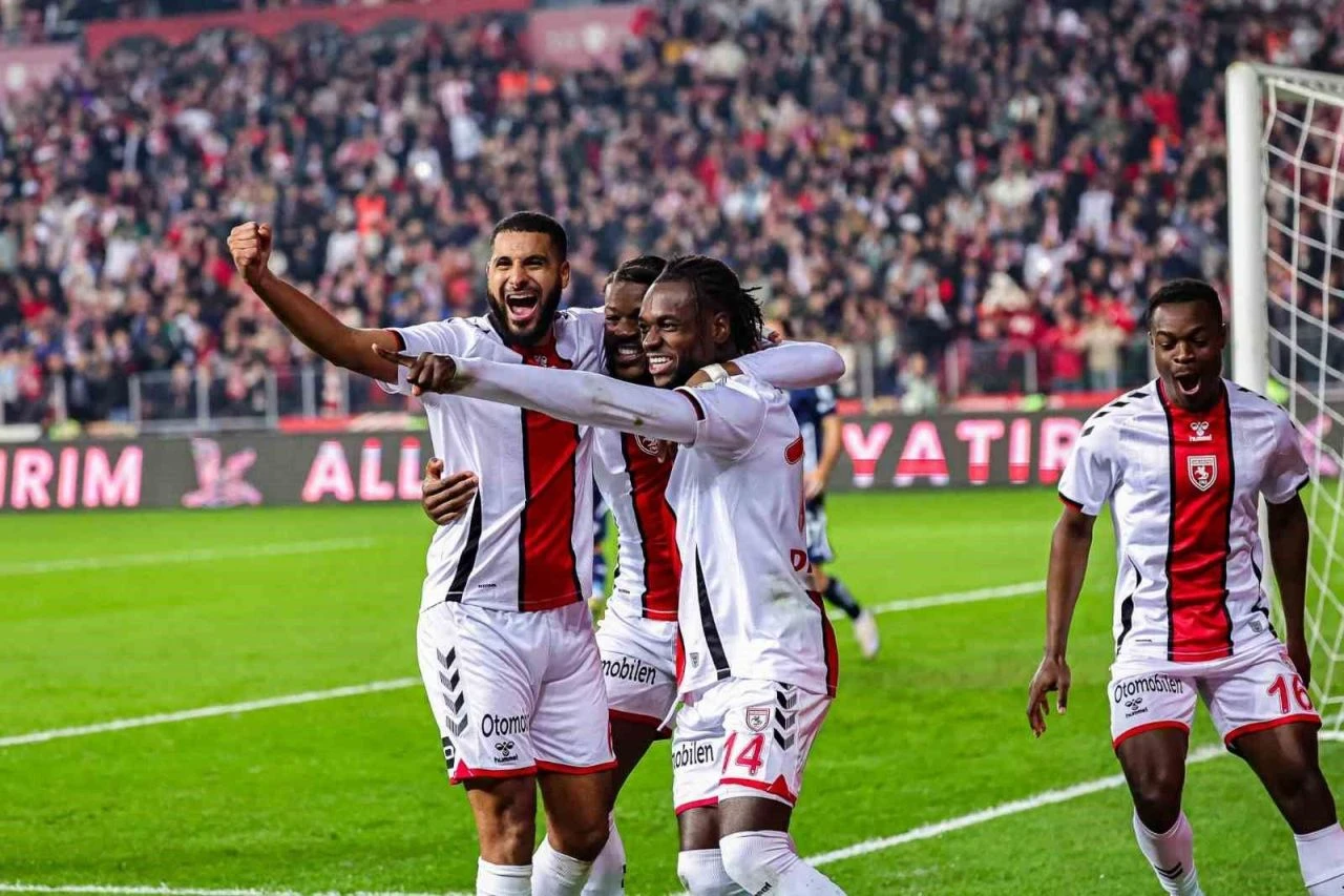 Beşiktaş maçı nereden izlenir? Antalyaspor deplasmanına çıkıyor - 3. Resim