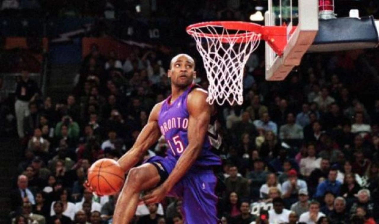 Brooklyn Nets, smaç kralı Vince Carter'ın formasını emekli etti - 5. Resim