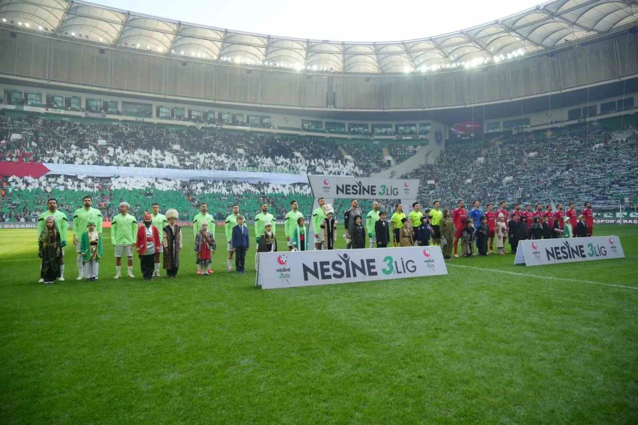 Bursaspor maçının hangi kanalda yayınlanacağı belli oldu! Bugün Tokat Belediye Plevnespor deplasmanına çıkacak