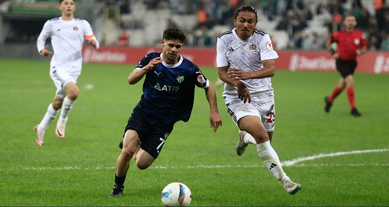 Bursaspor maçının hangi kanalda yayınlanacağı belli oldu! Bugün Tokat Belediye Plevnespor deplasmanına çıkacak